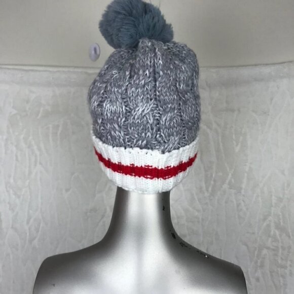 Women's  Heritage Traditional Faux Pom Toque with Cuff One Size Fits All - Picture 3 of 3